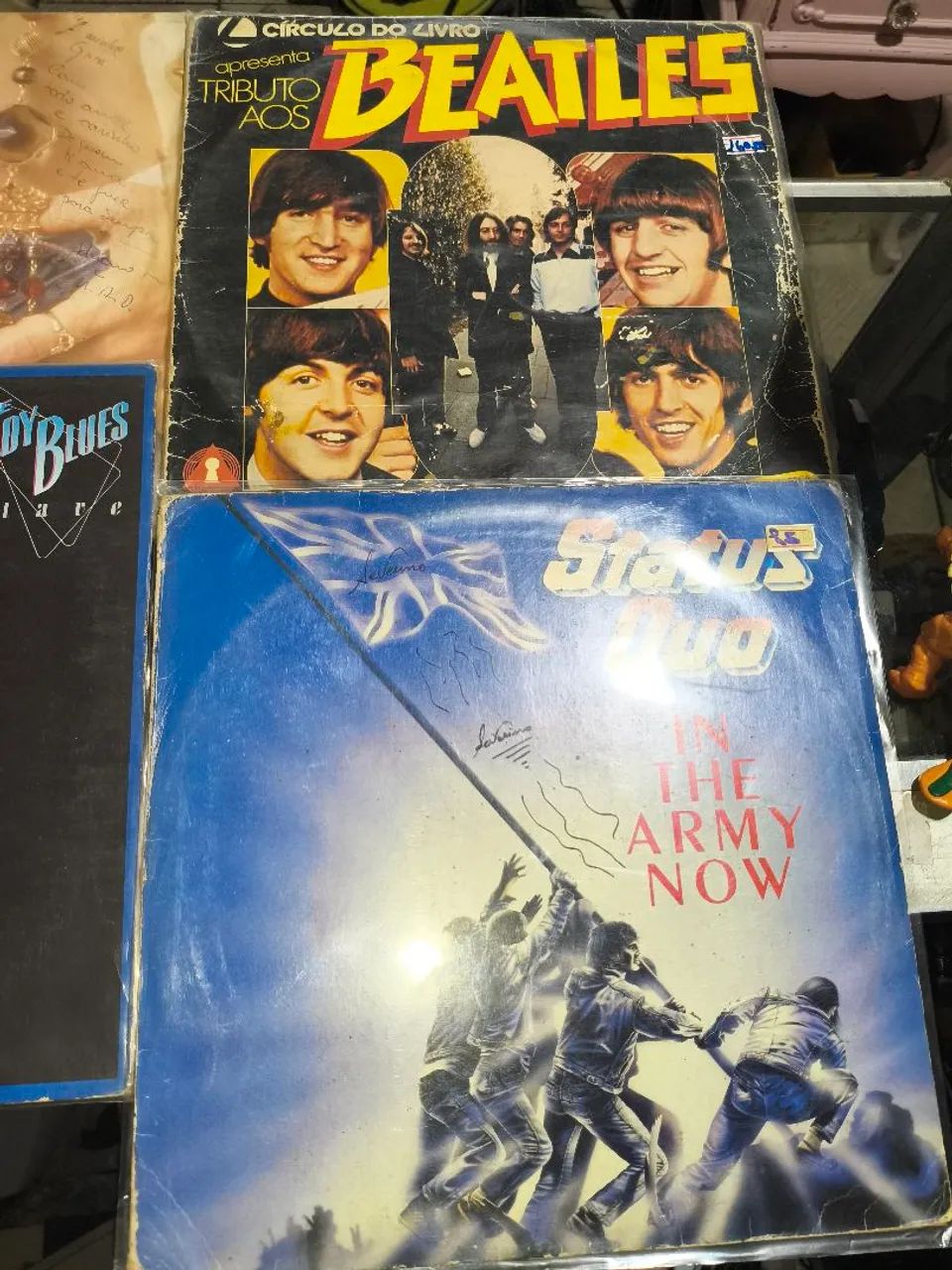Lote com quatro disco de vinil sendo um dos bicos duplo clássicos - Foto 3