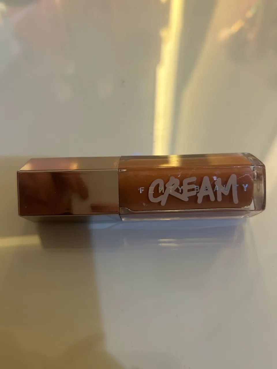 Gloss Fenty beauty 