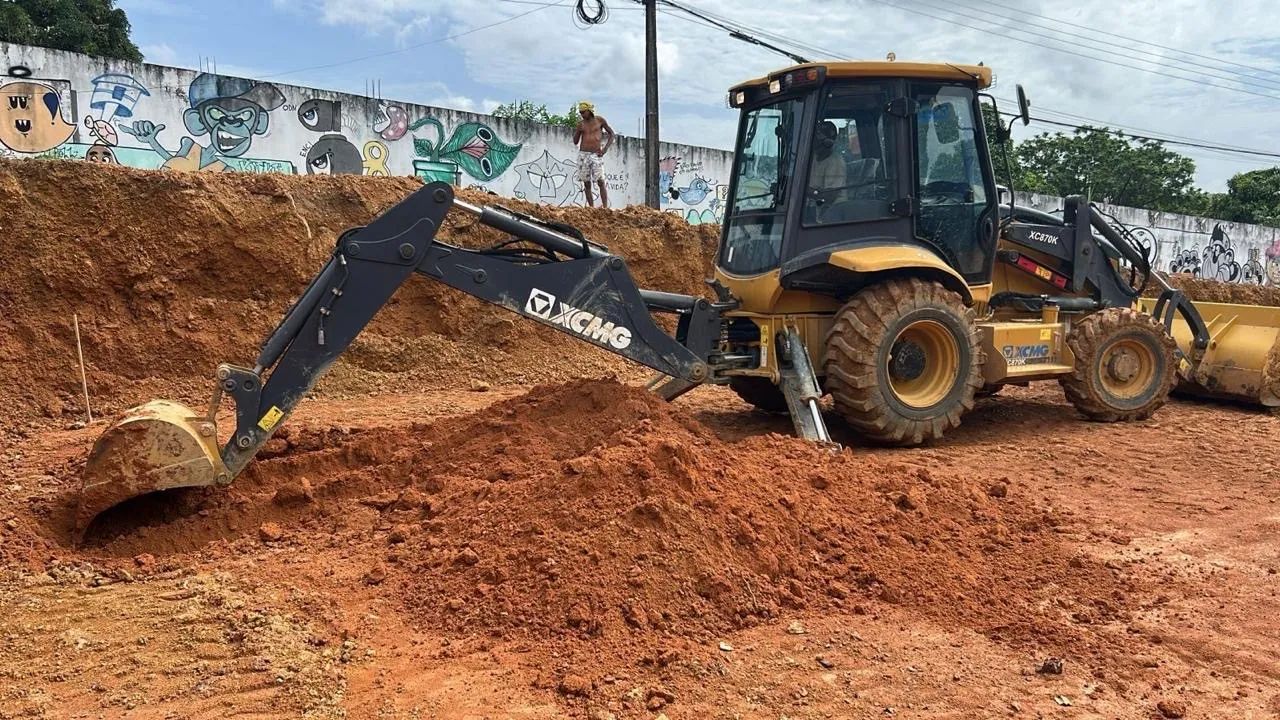 Serviços com Escavadeira +terraplanagem - Foto 3