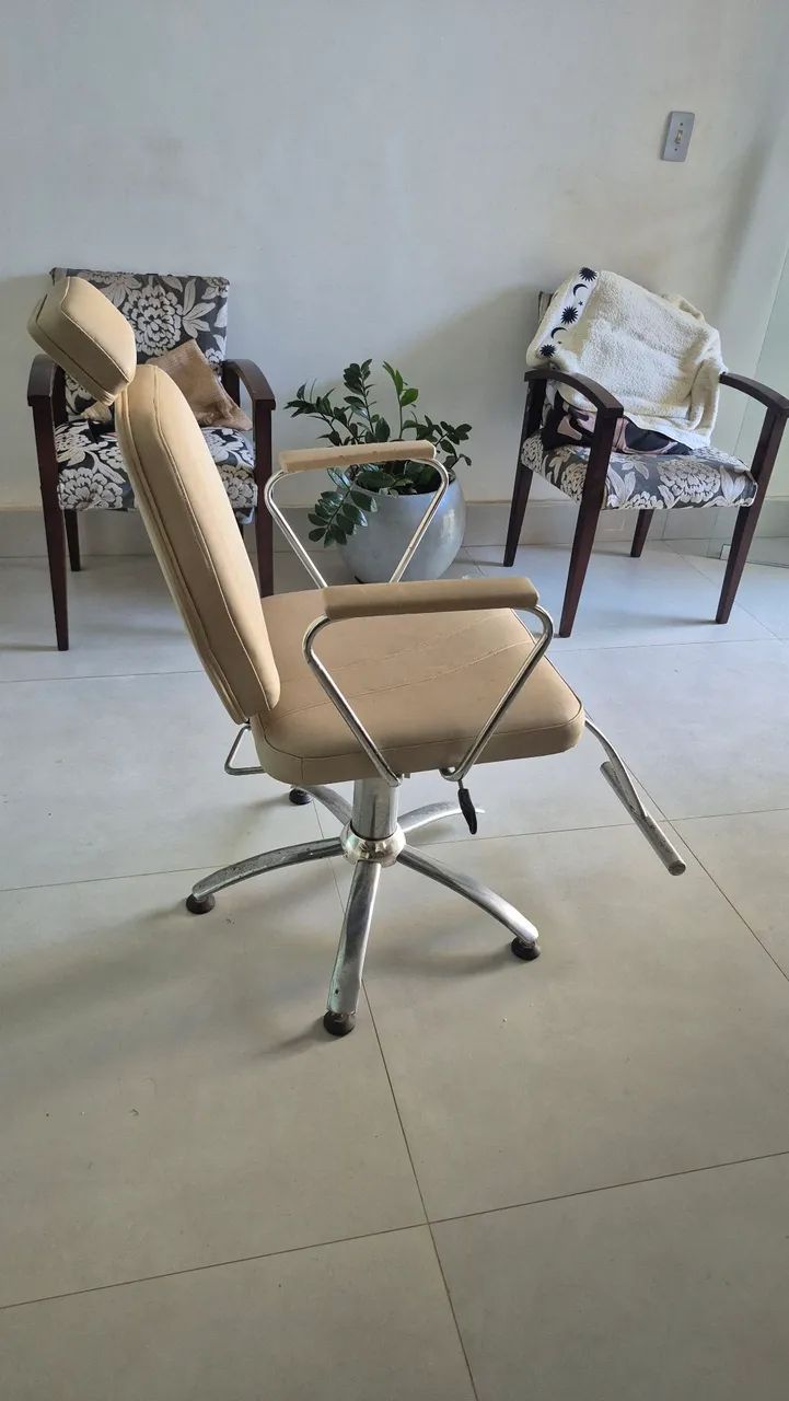 Cadeira Cabeleireiro  - Foto 2