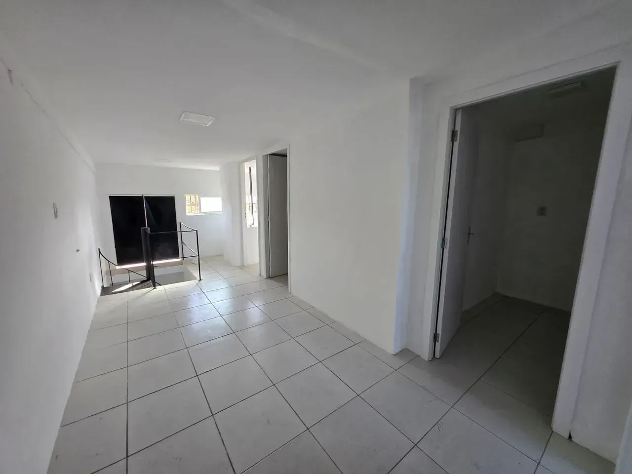 COMERCIAL COSTA   ESMERALDA - CALHAU  LOCAÇÃO - LOJA - CENTRO - Foto 2