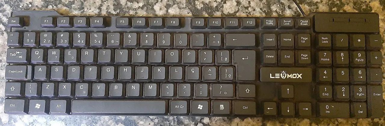 Monitor e teclado - Foto 2