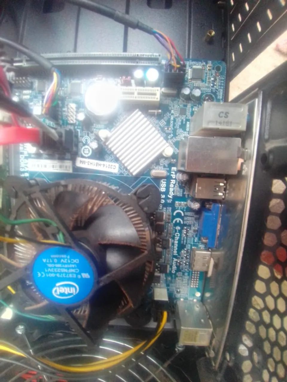kit placa mãe quarta geração memoria ram10GB processador i3-4170 e teclado e mouse sem 