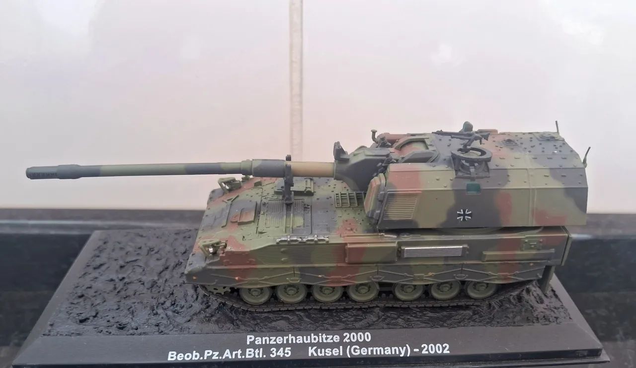 Veículo Obuseiro Alemão Panzerhaubitze 2000 - Foto 2