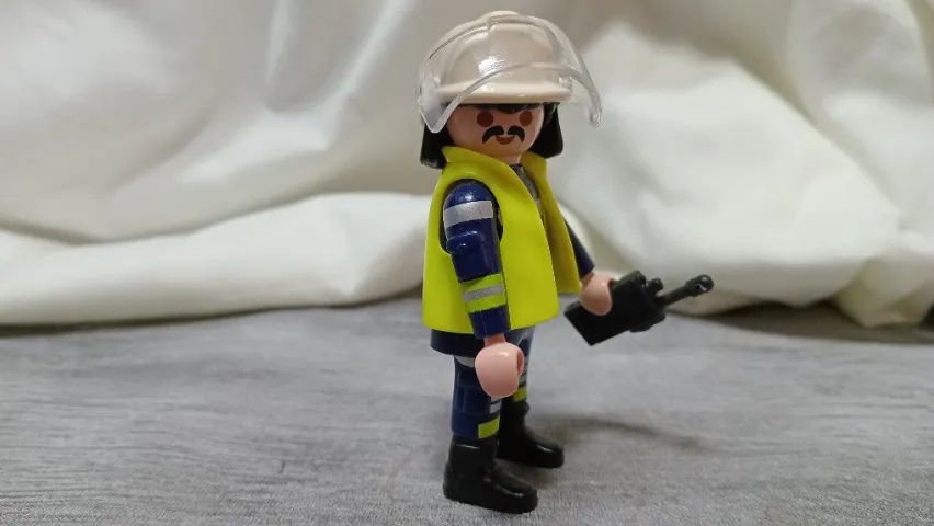 PLAYMOBIL BOMBEIRO - COMANDANTE - COLECIONE. - Foto 4