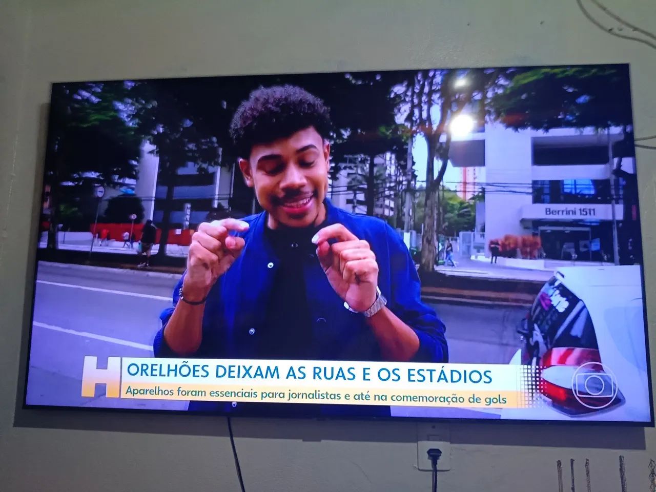 TV Samsung 70 polegadas smart pega tudo