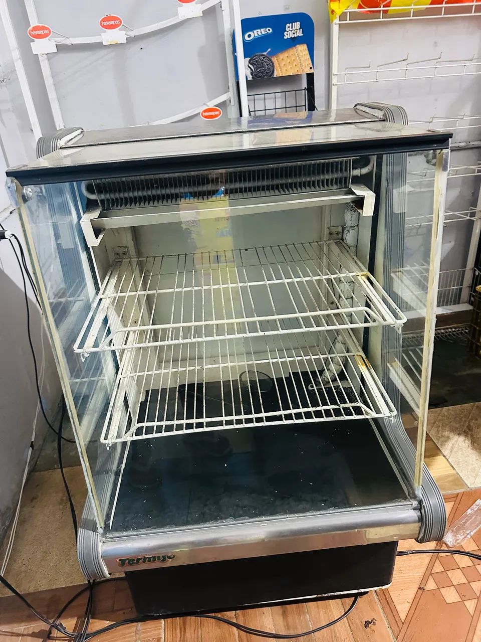 Vendo esse balcão expositor  - Foto 3