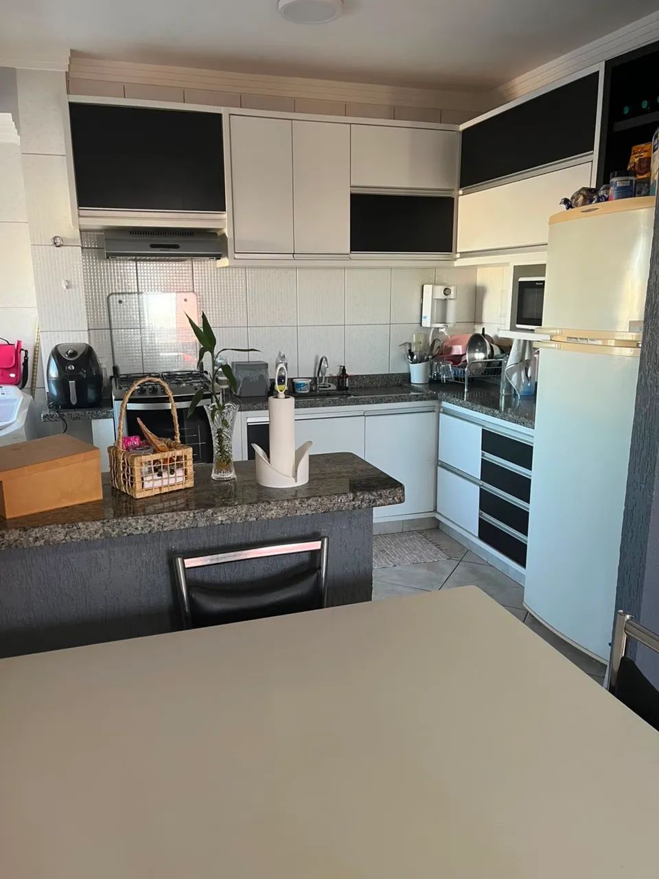 Aluga-se Apartamento Totalmente Mobiliado  - Foto 3