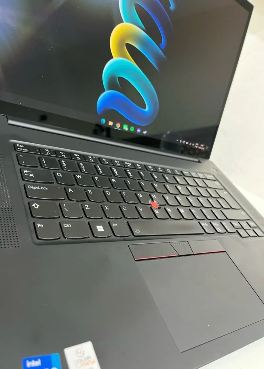NOTEBOOK LENOVO THINKPAD P1 GEN 4 - Foto 3