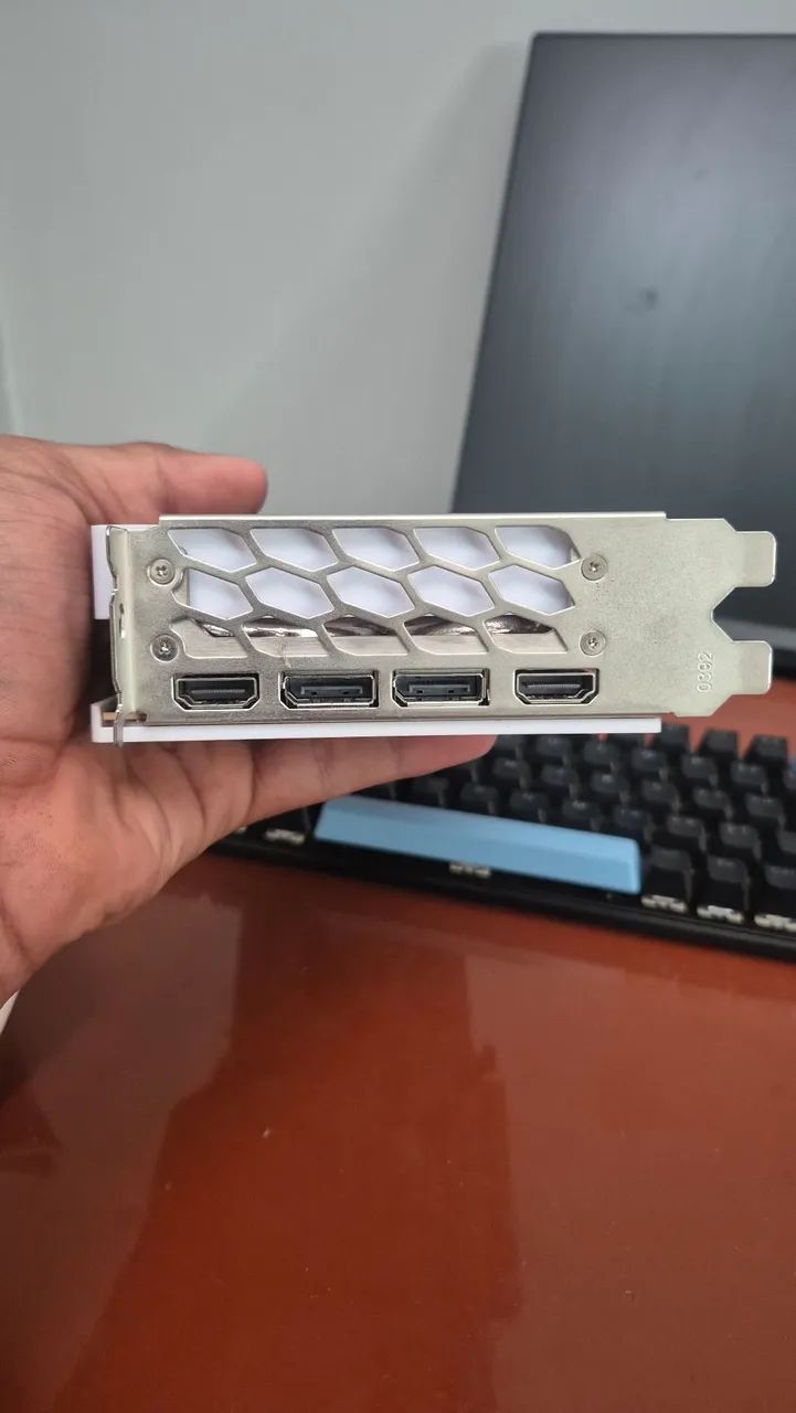 PLACA DE VIDEO GEFORCE RTX 5050 GALAX - Foto 4