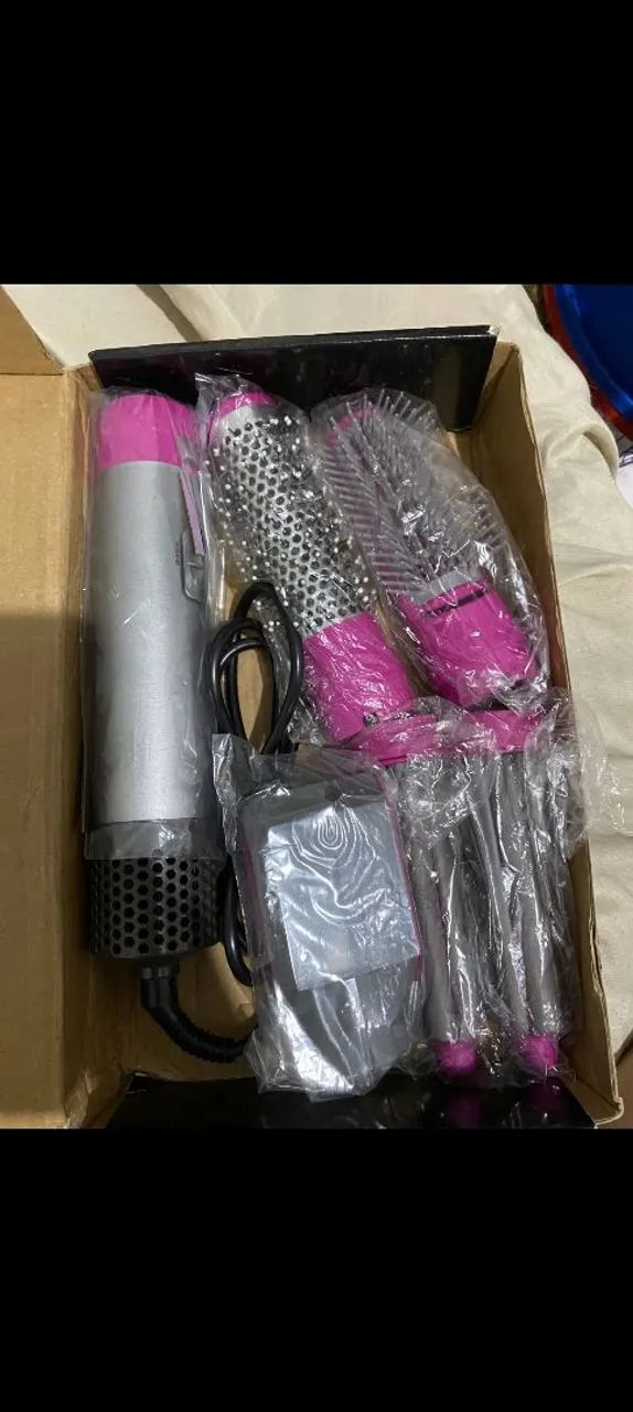 Vende-se modelador de cabelo 5 em 1