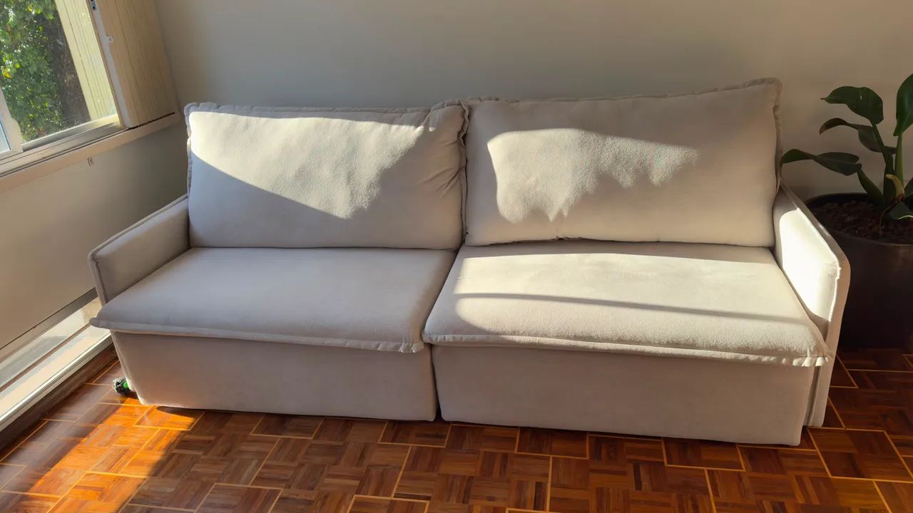 Sofá semi novo 