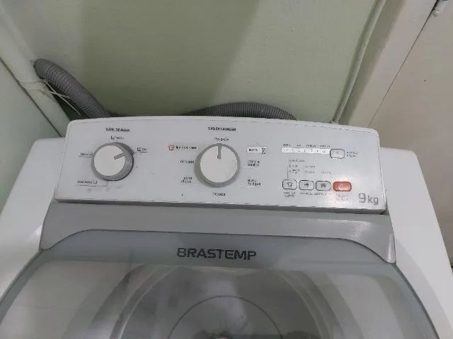 Máquina de Lavar semi-nova