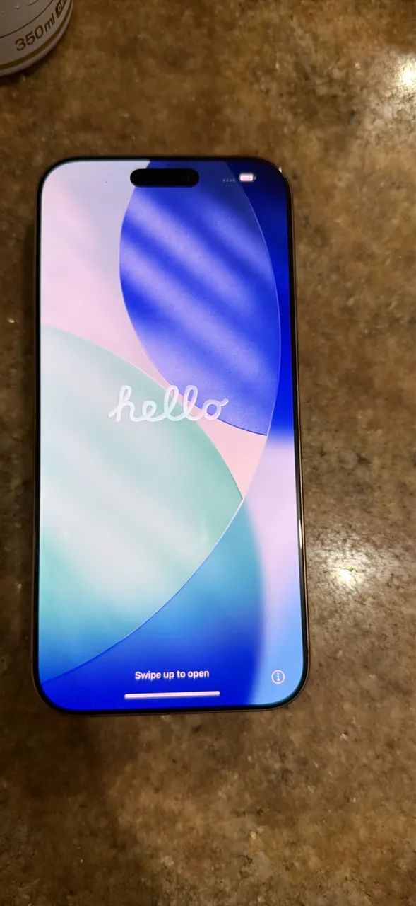 Vendo IPhone 16pro max novinho, sem marcas de uso ou arranhões  - Foto 2