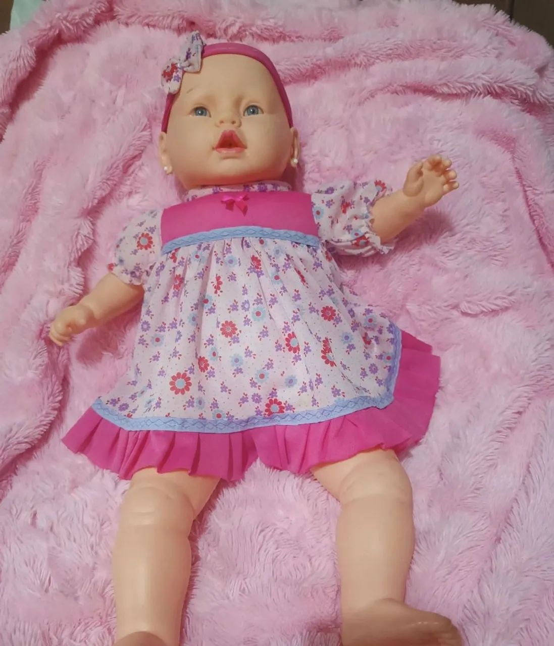 Boneca bebezão 65cm com caixa de som no corpinho sem bateria  - Foto 2