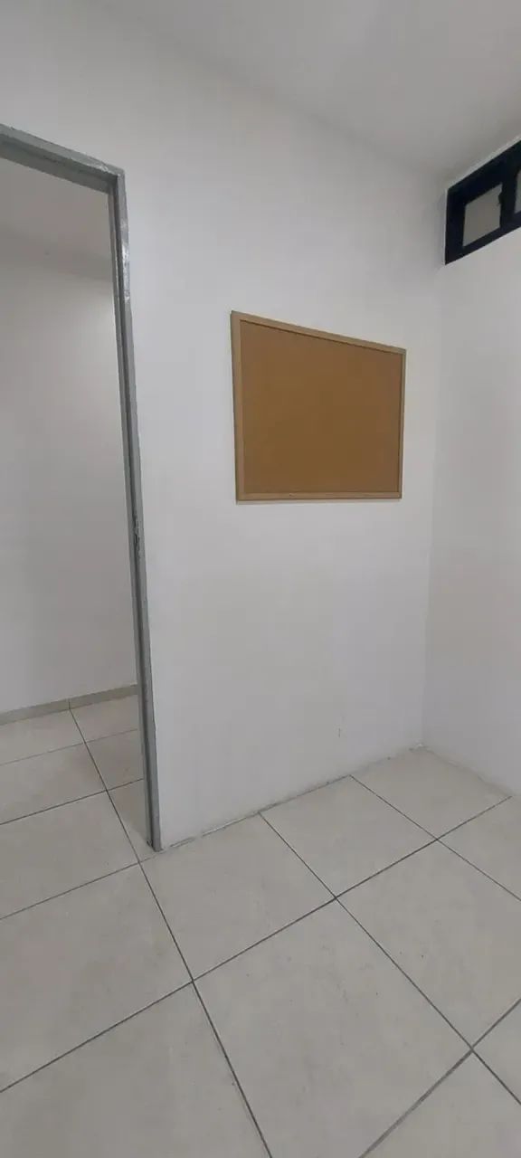 ALUGO SALA FAROL P/ AR / P/ TRÁS CASA VIEIRA