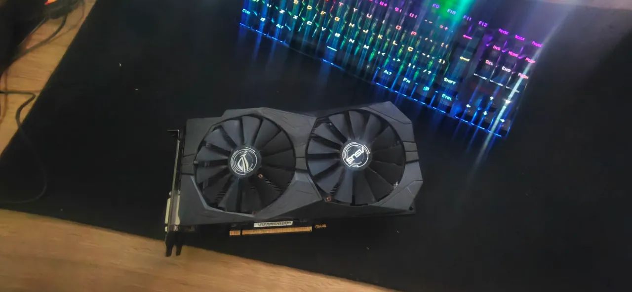 Placa de vídeo RX 580 Asus Rog Strix 4Gb - Foto 2