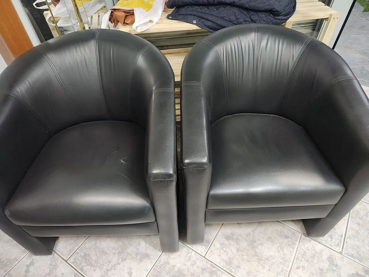 2 Poltronas em couro - Foto 3
