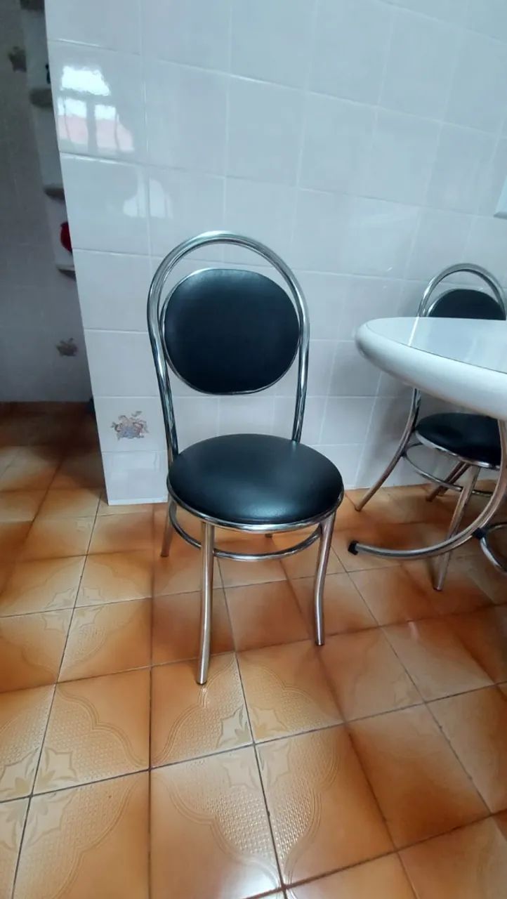 Cozinha copleta Todeschini com Mesa e Cadeiras - Foto 5