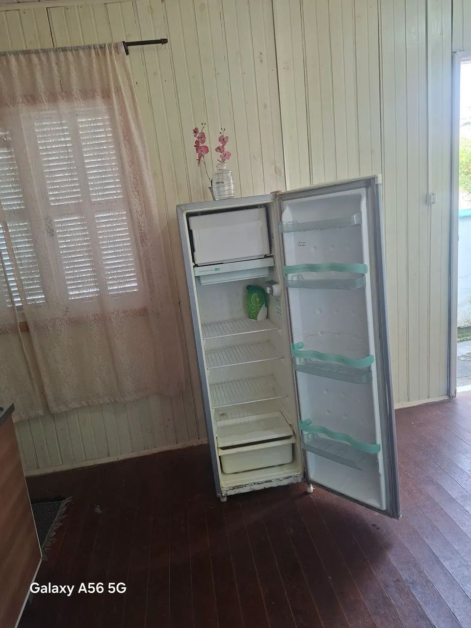 CASA SIMPLES DE MADEIRA MOBILIADA - Foto 4