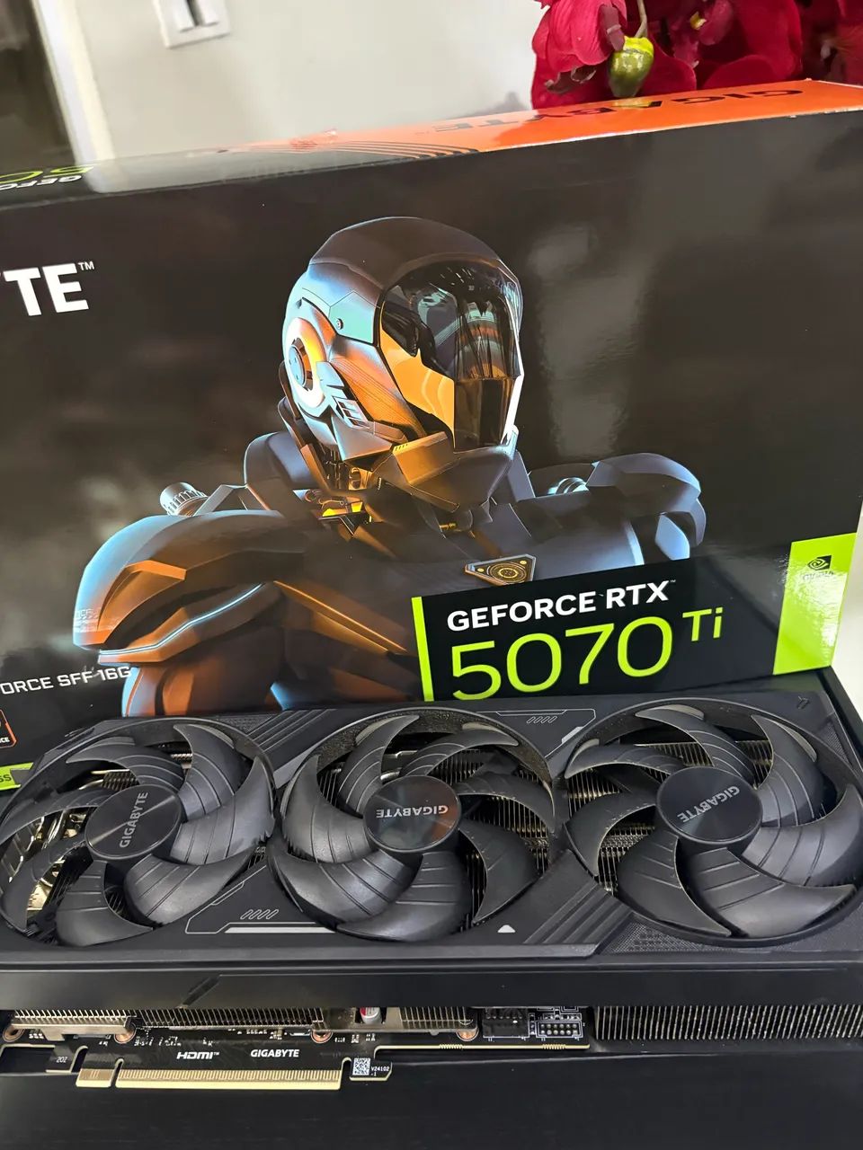RTX 5070ti 16gb GIGABYTE  - Foto 4