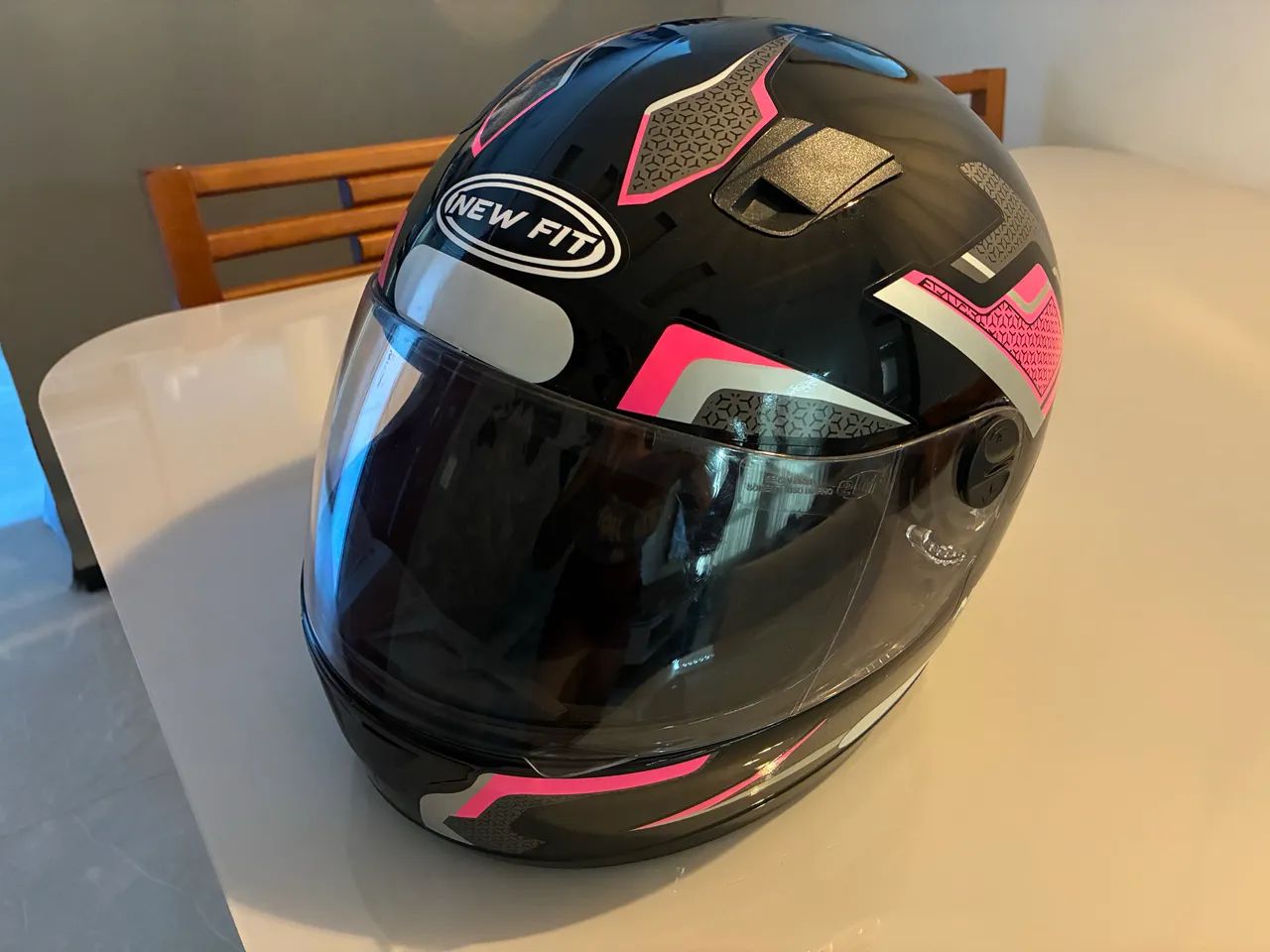 Capacete seminovo 