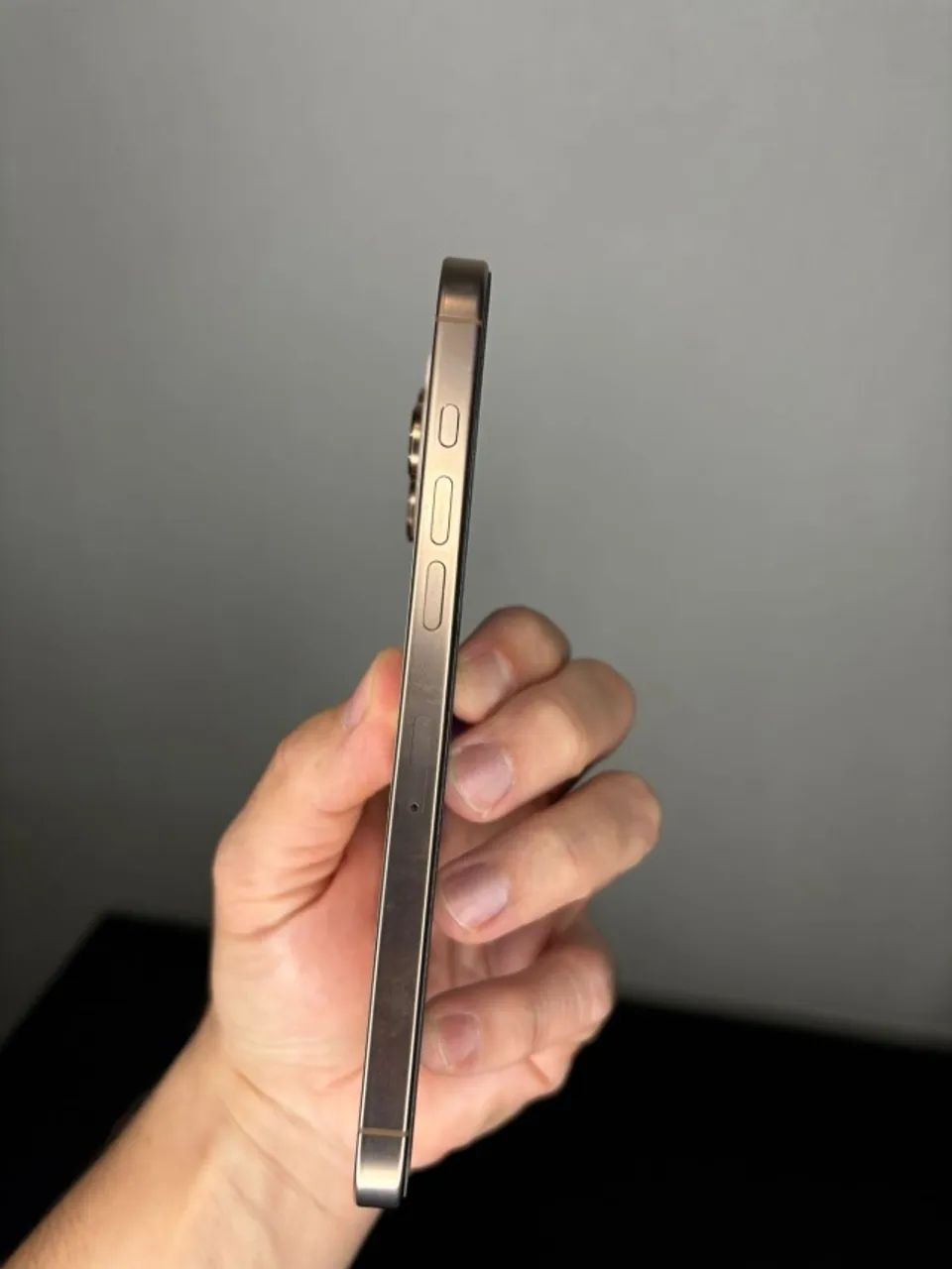 iPhone 16 Pro Max - 256GB Titânio Deserto - Foto 5