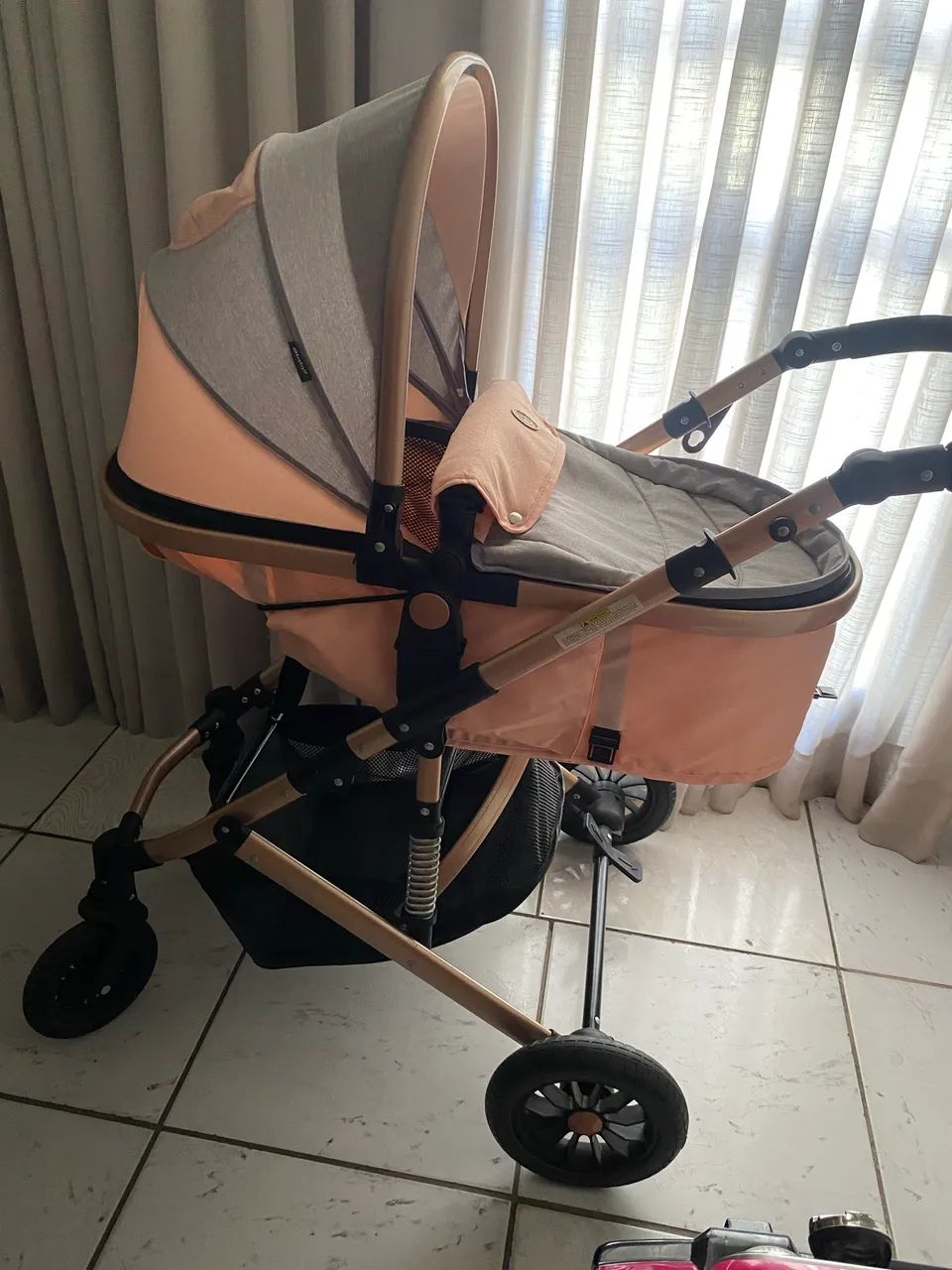 Carrinho de bebê europeu  - Foto 5