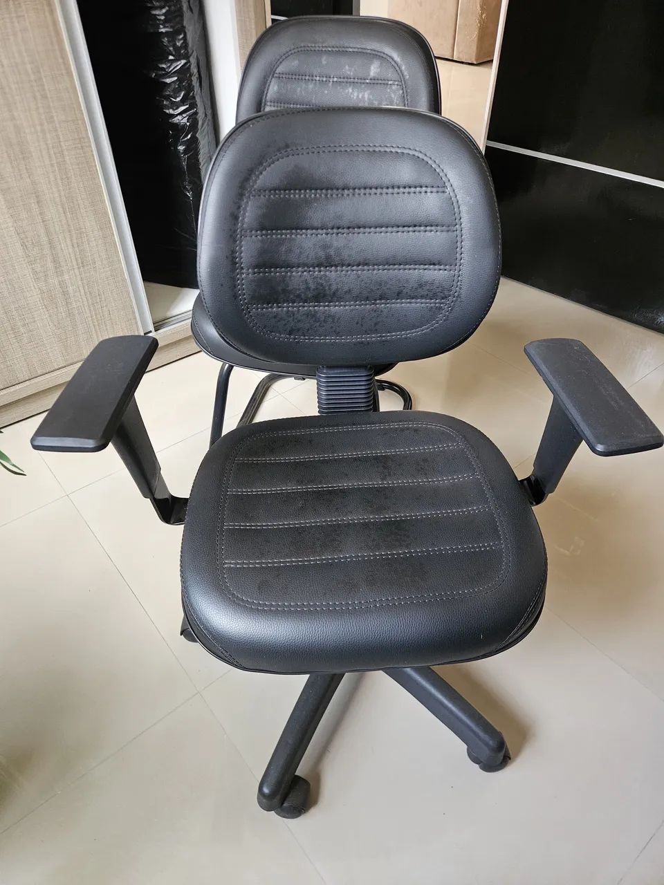 cadeira de escritório64962166382339122