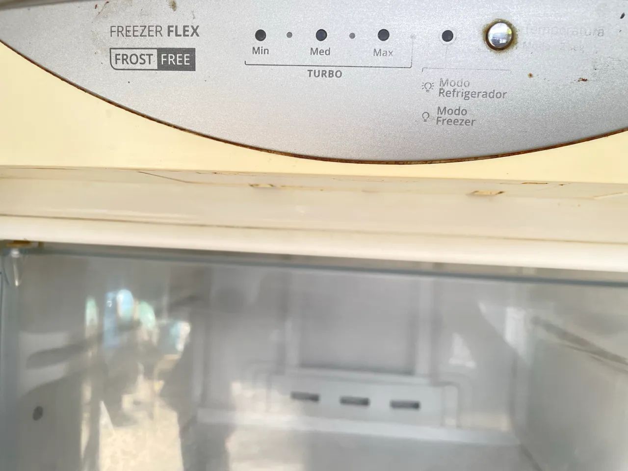 Freezer e geladeira vertical.  2 em 1.  - Foto 4