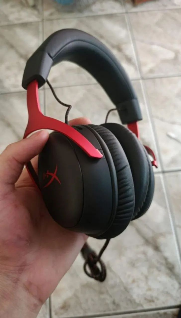 Fone HyperX Cloud 3 
