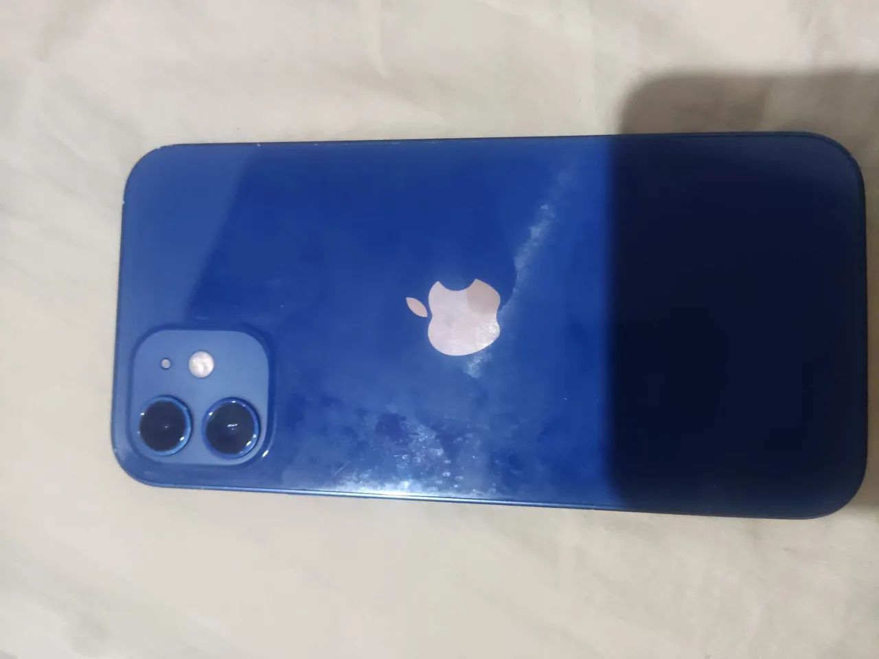 Vendo iPhone 12 azul 