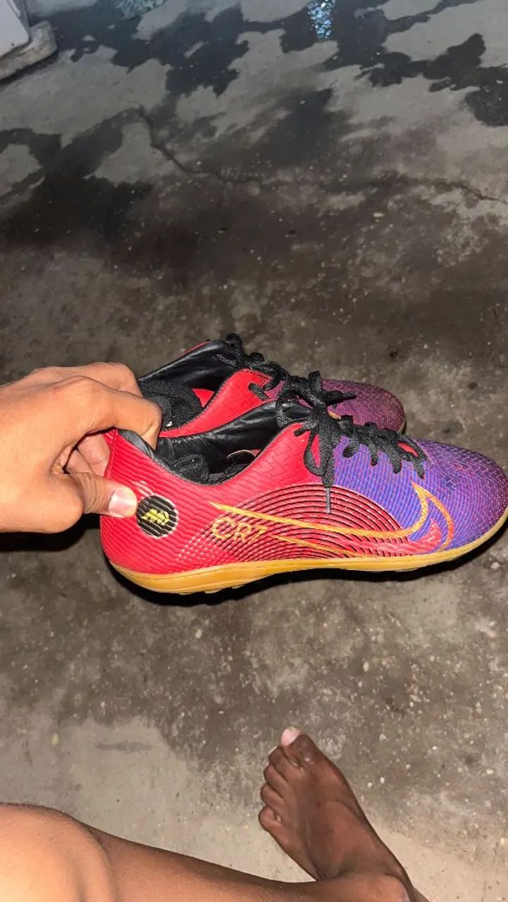 Futsal vermelho CR7 Nike  - Foto 2