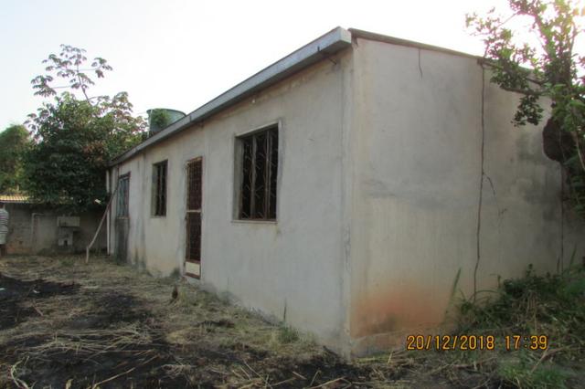 Chácara plana e murada, 2 casas, condução a 150 metros, favor ler o texto!! - Foto 12