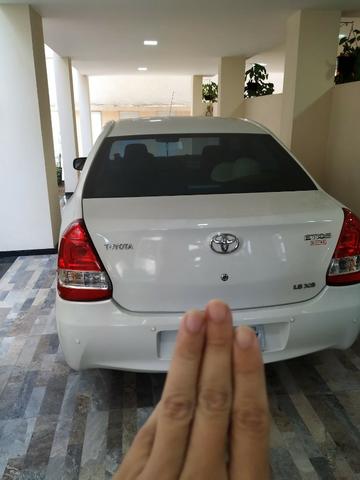 Etios Sedan Completo 2013