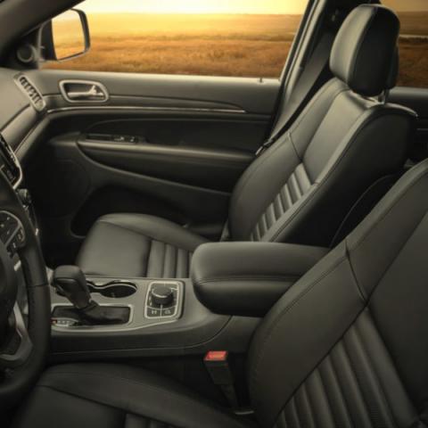 JEEP GRAND CHEROKEE 3.6 LIMITED 4X4 V6 24V GASOLINA 4P AUTOMATICO - Foto 2