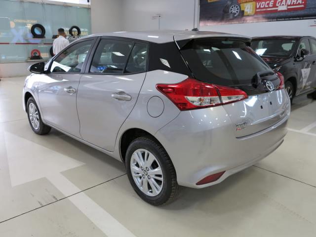 TOYOTA YARIS HATCH XL PLUS AT 19/20 - Foto 6
