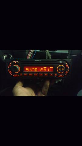 Som automotivo original Renault