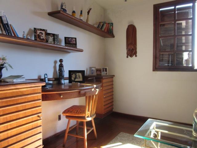 Excelente casa com 03 pavimentos! - Foto 5