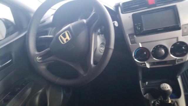 Carro em Perfeito estado, segundo dono, feita revisão na Honda com 71 mil km - Foto 3