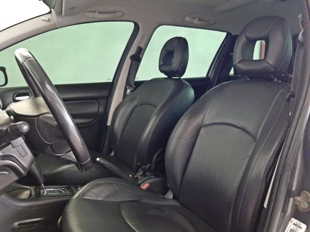 PEUGEOT 207 2008/2009 1.6 SW XS 16V FLEX 4P AUTOMÁTICO - Foto 8