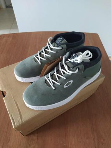 tenis oakley tourmaline