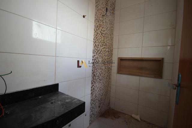 Casa 3/4, pé direito duplo porcelanato no Cerejeiras!! - Foto 11