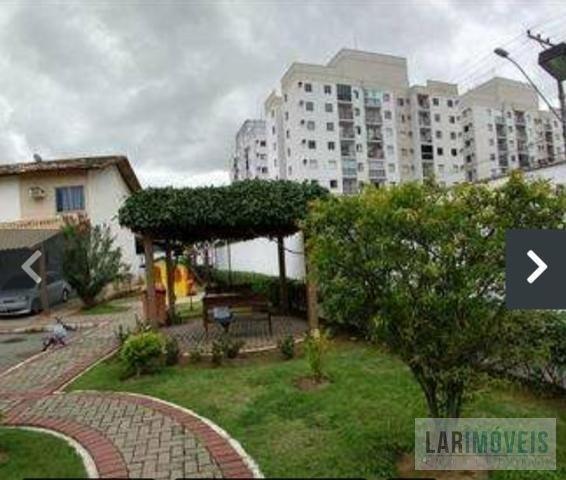 Casa em condomínio fechado, com 03 quartos em Colina de Laranjeiras na Serra - Foto 10