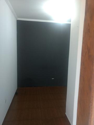Casa, em ótimo Bairro em Suzano com suite e vaga para 10 carros - Foto 4