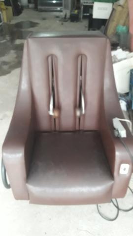 Vendo poltrona massageadora japones valor 250 reais - Foto 6