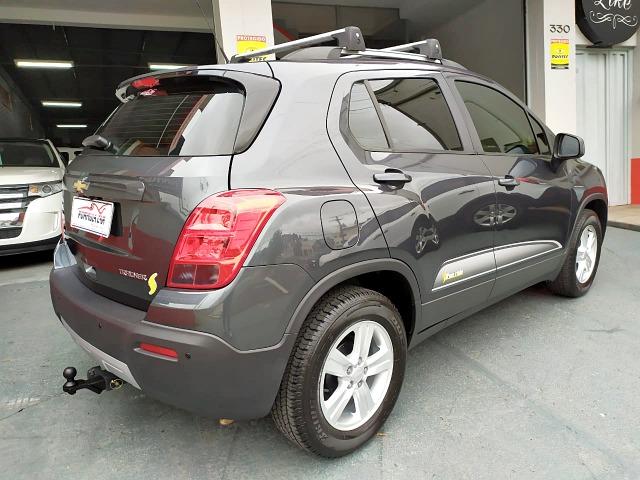 Chevrolet Tracker 1.8 Freeride 2014 Cinza - Foto 4