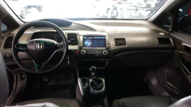 Honda Civic 1.8 16v Lxs Manual - Foto 8
