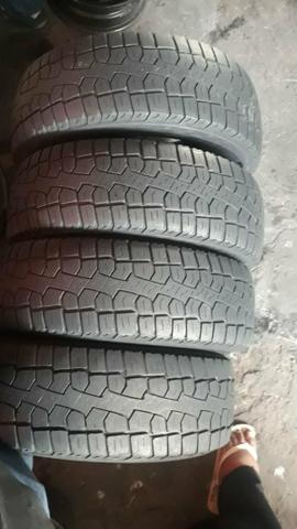 4 pneus 205/65/15 pirelli scorpion