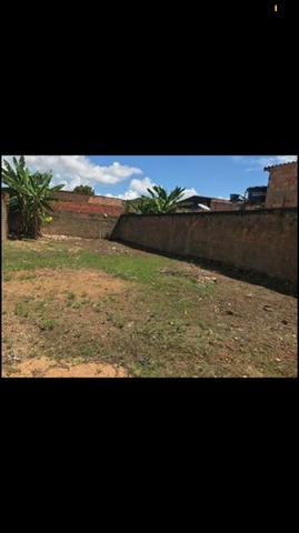 Vende- se este terreno